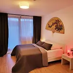 Schonach Mountain-top, Forest, Free Parking, New Kitchen, Garden-apartment Bathroom Has No Warm Water
