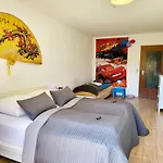 Apartmán Schonach Mountain-top, Forest, Free Parking, New Kitchen, Garden-apartment Bathroom Has No Warm Water Schonach im Schwarzwald