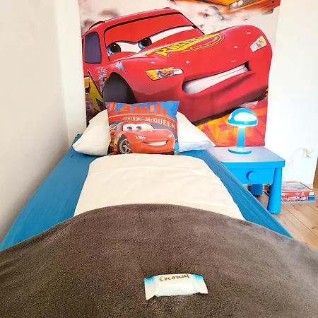 Book3Days-Stay4Days-1Dayfree!! Only Offer For Short Time, Ask Host For Details, 2 Apartments, 15 People, Free Parking, New Kitchen, Renovated Bathroom, High-Speed Internet * Schonach im Schwarzwald
