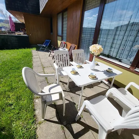 Book3Days-Stay4Days-1Dayfree!! Only Offer For Short Time, Ask Host For Details, 2 Apartments, 15 People, Free Parking, New Kitchen, Renovated Bathroom, High-Speed Internet Apartment