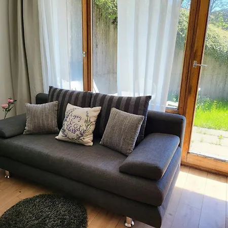 Two Apartments, 15 People, Free Parking, New Kitchen, Renovated Bathroom, High-Speed Internet Schonach im Schwarzwald