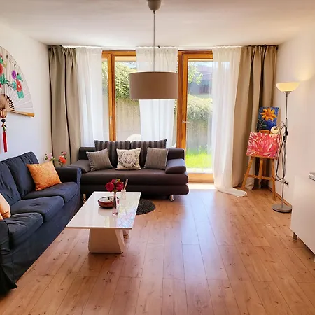 Book3Days-Stay4Days-1Dayfree!! Only Offer For Short Time, Ask Host For Details, 2 Apartments, 15 People, Free Parking, New Kitchen, Renovated Bathroom, High-Speed Internet * Schonach im Schwarzwald