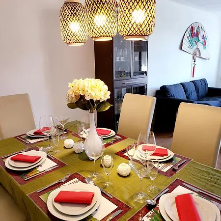 Book3Days-Stay4Days-1Dayfree!! Only Offer For Short Time, Ask Host For Details, 2 Apartments, 15 People, Free Parking, New Kitchen, Renovated Bathroom, High-Speed Internet