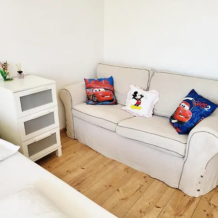 Apartment Schonach mountain-Top, forest, free parking, new kitchen, high-speed internet