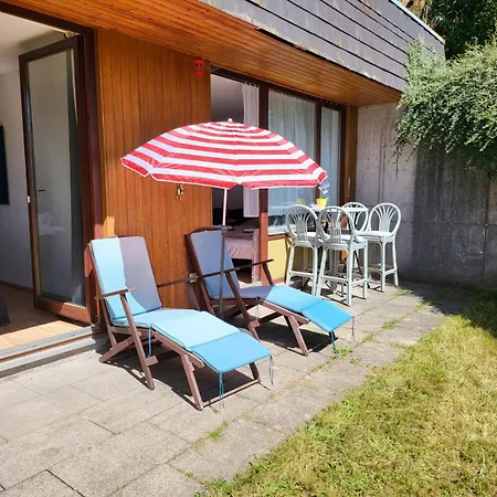 Schonach mountain-Top, forest, free parking, new kitchen, high-speed internet Apartment *