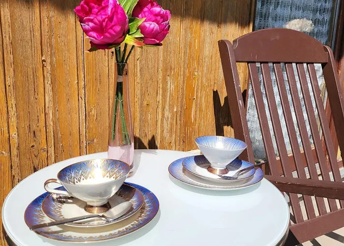 Favorable To Guests Because Of Recently Noticed Problem! Schonach Mountain-top, Forest, Free Parking, New Kitchen Appartamento *