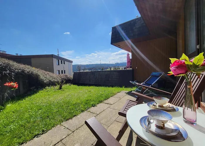 Favorable To Guests Because Of Recently Noticed Problem! Schonach Mountain-top, Forest, Free Parking, New Kitchen Appartamento