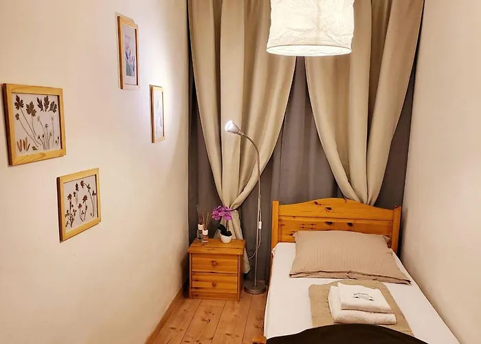 Favorable To Guests Because Of Recently Noticed Problem! Schonach Mountain-top, Forest, Free Parking, New Kitchen Appartamento *