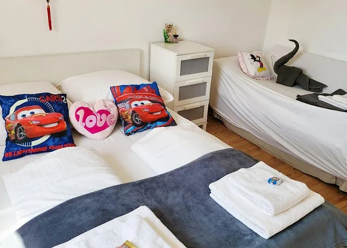 Favorable To Guests Because Of Recently Noticed Problem! Schonach Mountain-top, Forest, Free Parking, New Kitchen Appartamento *